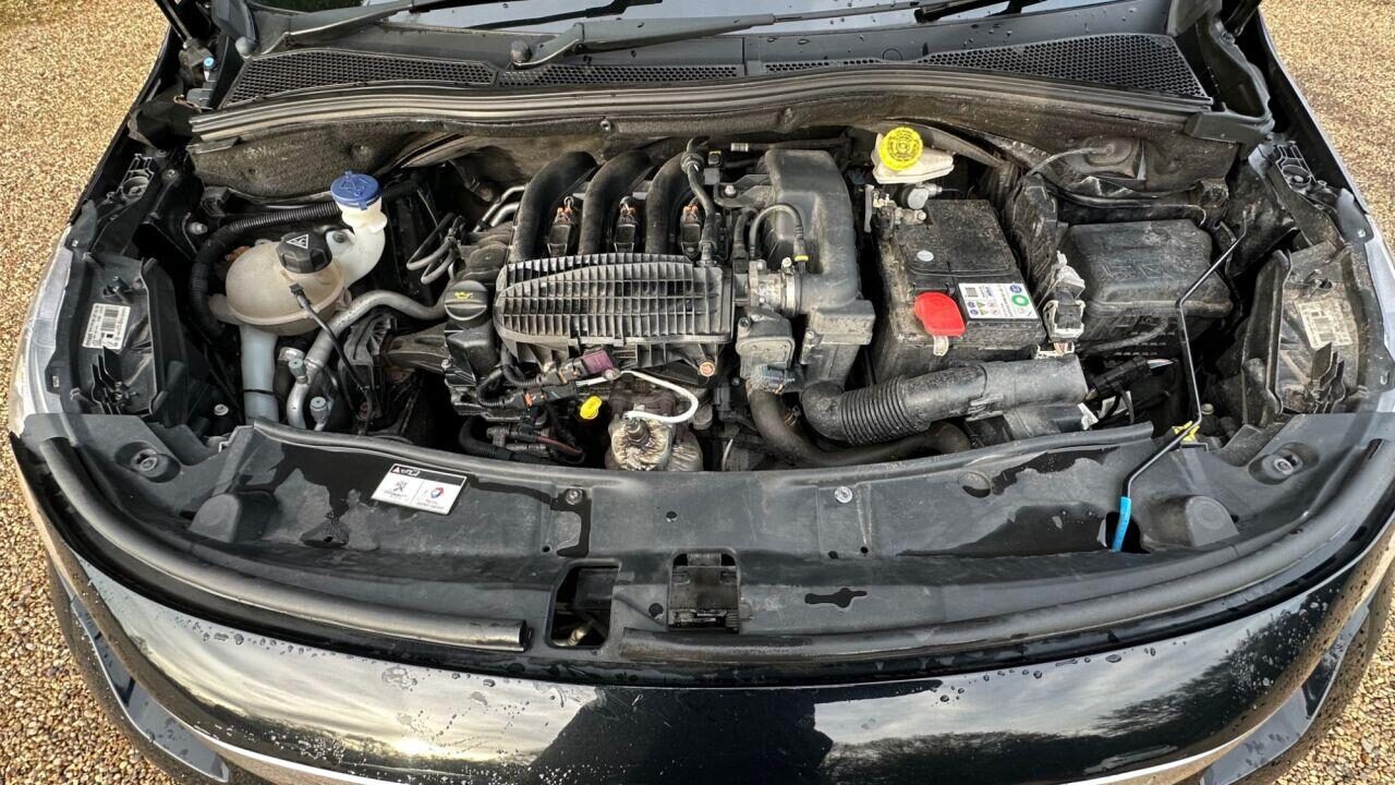 Used Peugeot 2008 2017 for sale - 77337737: Photo 38