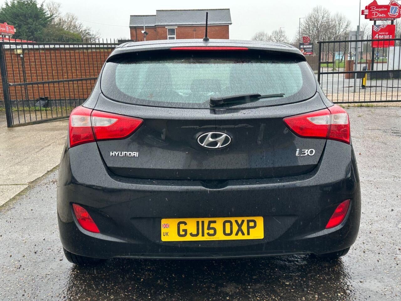 Used Hyundai i30 2015 for sale - 77418450: Photo 3