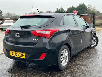 Used Hyundai i30 2015 for sale - 77418450: Photo