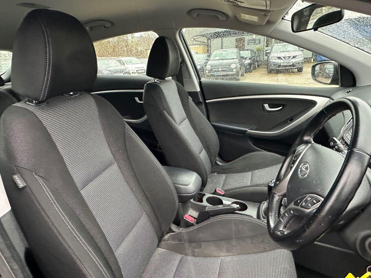 Used Hyundai i30 2015 for sale - 77418450: Photo 8