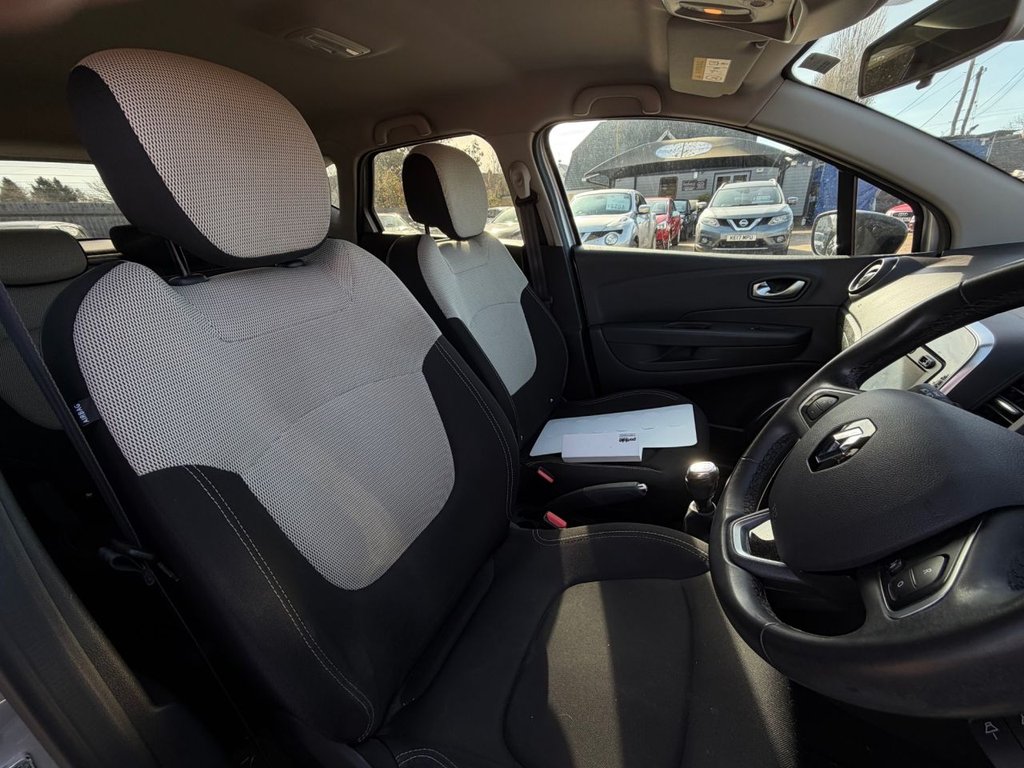 Used Renault Captur 2018 for sale - 77981638: Photo 8