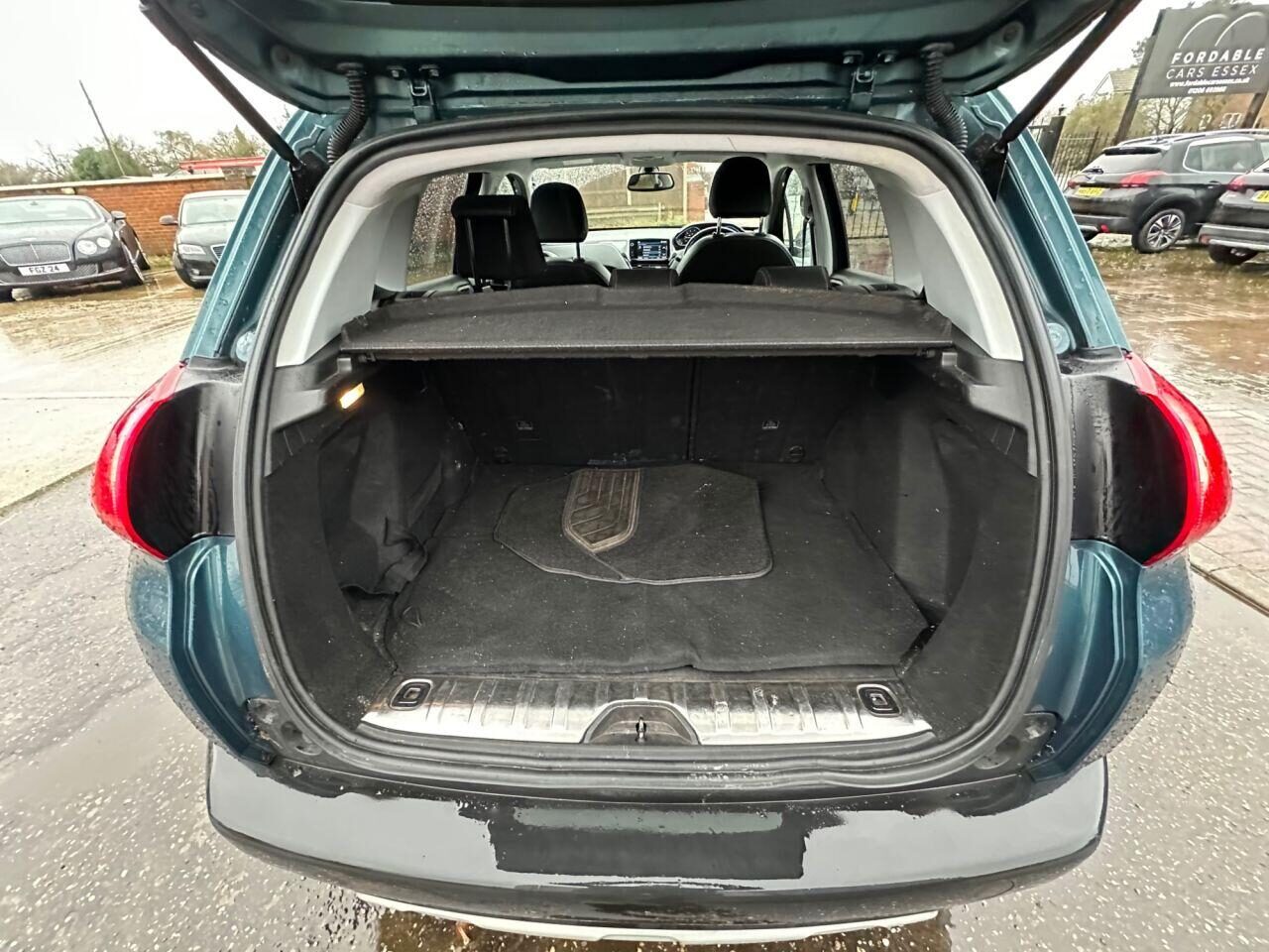 Used Peugeot 2008 2017 for sale - 77337769: Photo 10