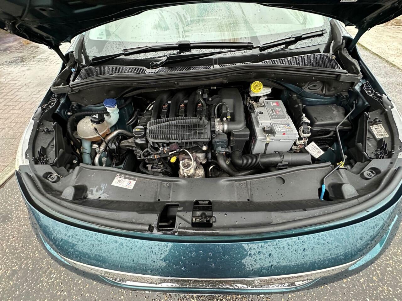 Used Peugeot 2008 2017 for sale - 77337769: Photo 12