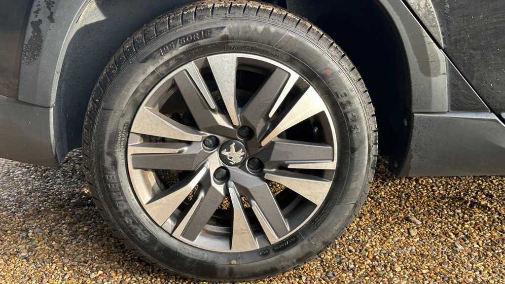 Used Peugeot 2008 2017 for sale - 77551612: Photo 17