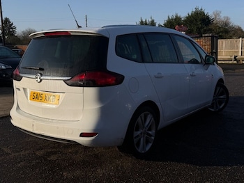 Used Vauxhall Zafira 2015 for sale - 77673475: Photo