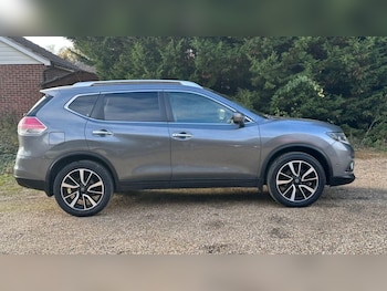 Used Nissan X-Trail 2017 for sale - 77337740: Photo