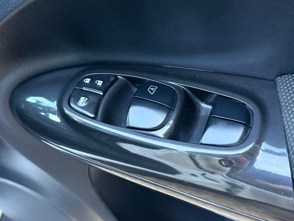 Used Nissan Juke 2015 for sale - 78200105: Photo 22