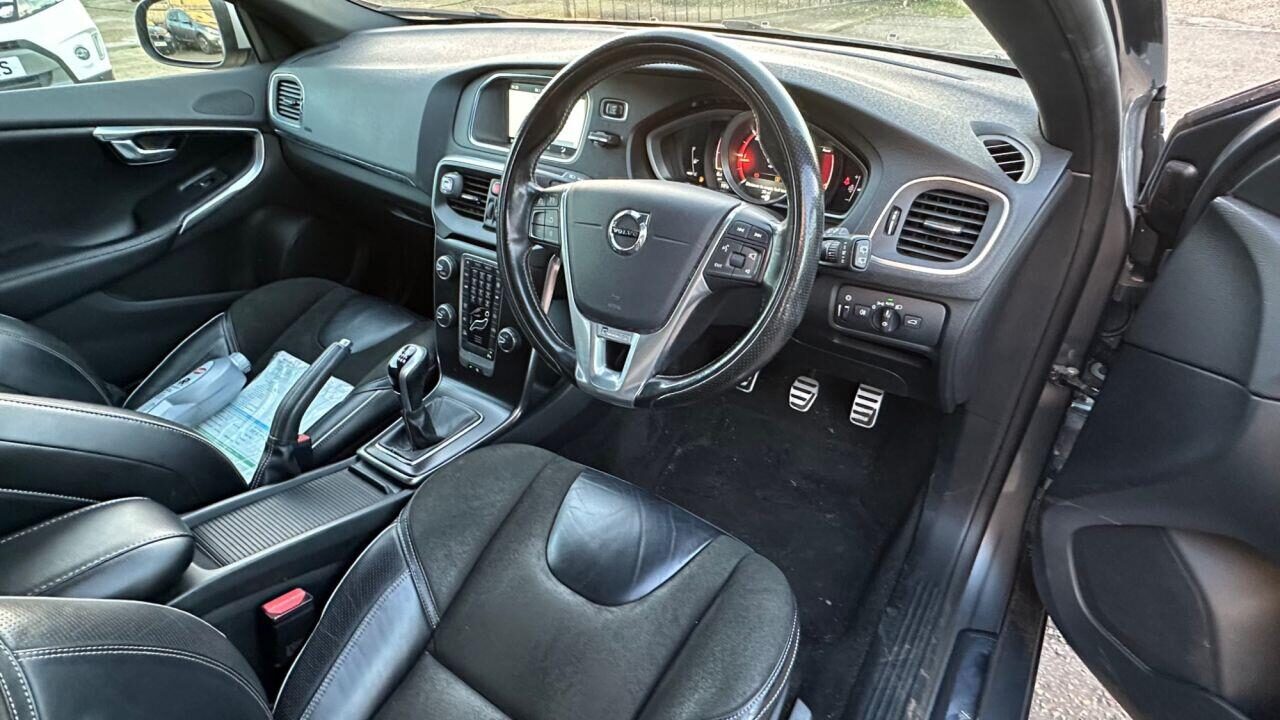 Used Volvo V40 2016 for sale - 77337736: Photo 6