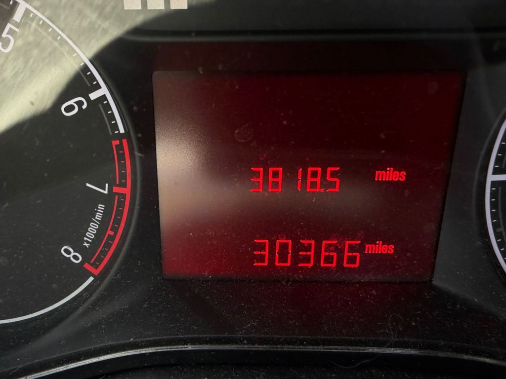 Used Vauxhall Corsa 2015 for sale - 77981585: Photo 7