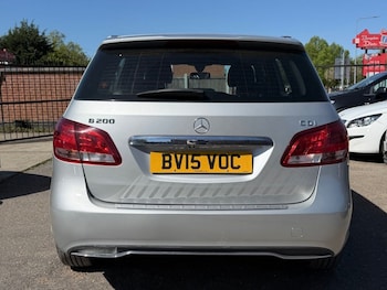 Used Mercedes-Benz B Class 2015 for sale - 78445082: Photo