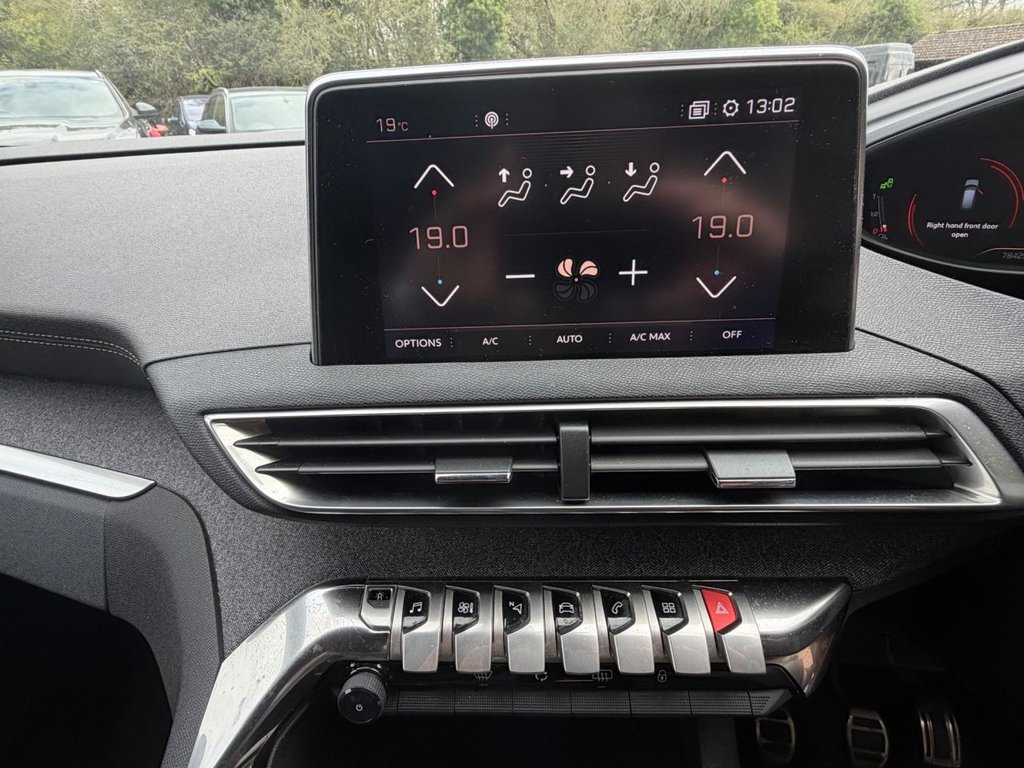 Used Peugeot 3008 2017 for sale - 78200307: Photo 28