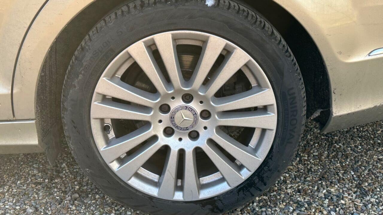 Used Mercedes-Benz C Class 2012 for sale - 77337744: Photo 17