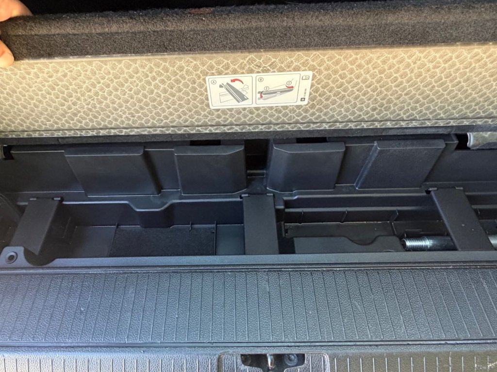 Used Vauxhall Zafira 2015 for sale - 78199993: Photo 38