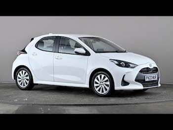 Used Toyota Yaris 2022 for sale - 78825619: Photo