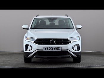Used Volkswagen T-Roc 2023 for sale - 79229927: Photo