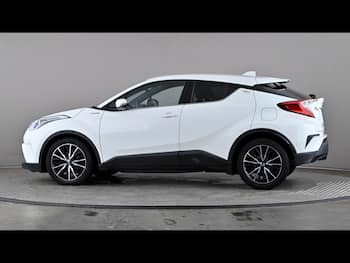 Used Toyota C-HR 2017 for sale - 79672424: Photo