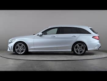 Used Mercedes-Benz C Class 2019 for sale - 79660937: Photo