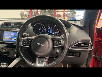 Used Jaguar F-Pace 2018 for sale - 78755170: Photo