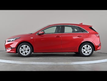 Used Kia Ceed 2023 for sale - 79467471: Photo