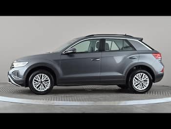 Used Volkswagen T-Roc 2023 for sale - 79667914: Photo