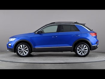 Used Volkswagen T-Roc 2019 for sale - 79526625: Photo