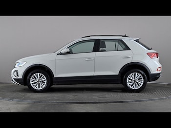Used Volkswagen T-Roc 2023 for sale - 79266543: Photo