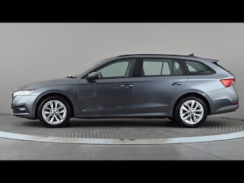 Used Skoda Octavia 2022 for sale - 79010463: Photo