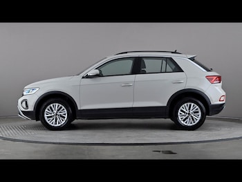 Used Volkswagen T-Roc 2023 for sale - 79519215: Photo