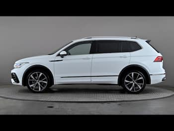 Used Volkswagen Tiguan Allspace 2023 for sale - 79733834: Photo