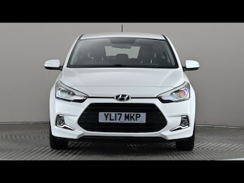 Used Hyundai i20 2017 for sale - 79580071: Photo