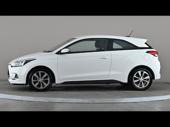 Used Hyundai i20 2017 for sale - 79580071: Photo