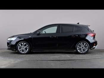 Used Ford Focus 2023 for sale - 79136600: Photo