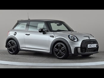 Used MINI Hatch 2023 for sale - 79234356: Photo
