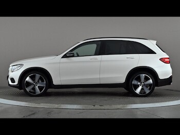 Used Mercedes-Benz GLC 2018 for sale - 78902958: Photo