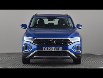Used Volkswagen T-Roc 2023 for sale - 78627334: Photo