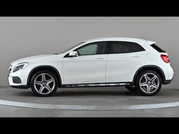 Used Mercedes-Benz GLA 2018 for sale - 79649169: Photo