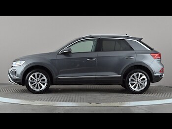 Used Volkswagen T-Roc 2023 for sale - 78859494: Photo