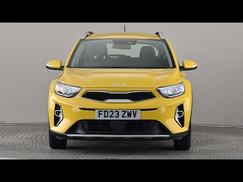 Used Kia Stonic 2023 for sale - 79563701: Photo