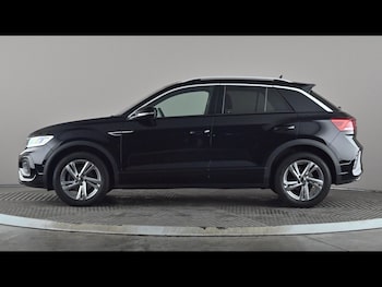 Used Volkswagen T-Roc 2024 for sale - 78680426: Photo