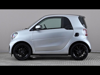 Used smart fortwo 2021 for sale - 79551644: Photo