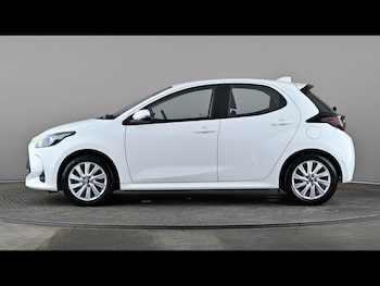 Used Toyota Yaris 2022 for sale - 79029728: Photo
