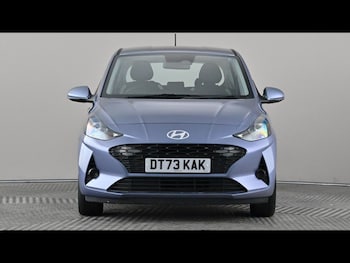 Used Hyundai i10 2024 for sale - 79246082: Photo