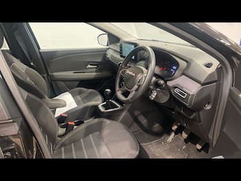 Used Dacia Jogger 2023 for sale - 79779279: Photo