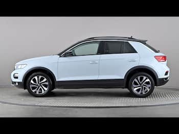 Used Volkswagen T-Roc 2021 for sale - 79805635: Photo