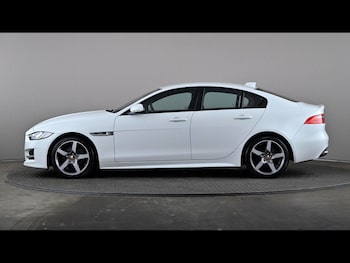 Used Jaguar XE 2019 for sale - 78979254: Photo