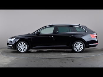 Used Skoda Superb 2023 for sale - 79163739: Photo