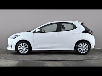 Used Toyota Yaris 2022 for sale - 78825607: Photo