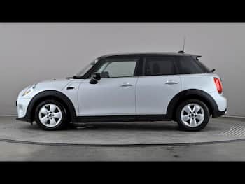 Used MINI Hatch 2019 for sale - 79660930: Photo