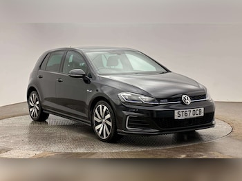 Used Volkswagen Golf 2017 for sale - 79042651: Photo