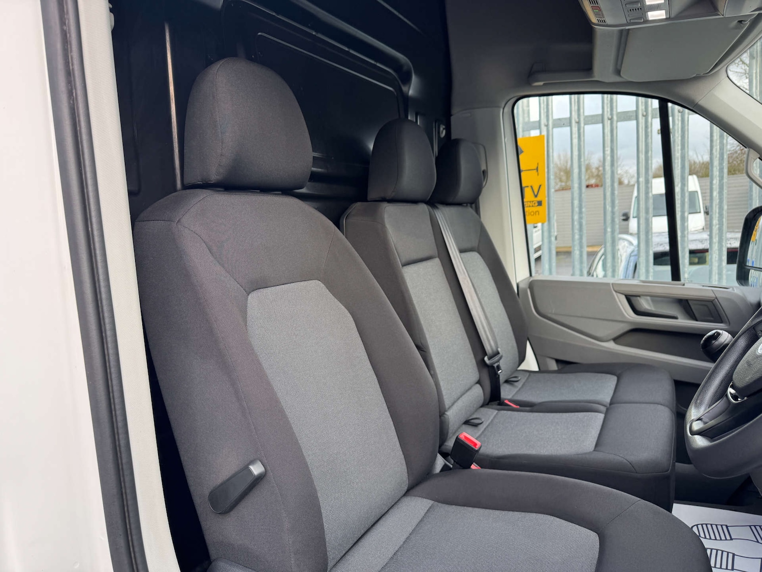 Used Volkswagen Crafter 2023 for sale - 77408915: Photo 2